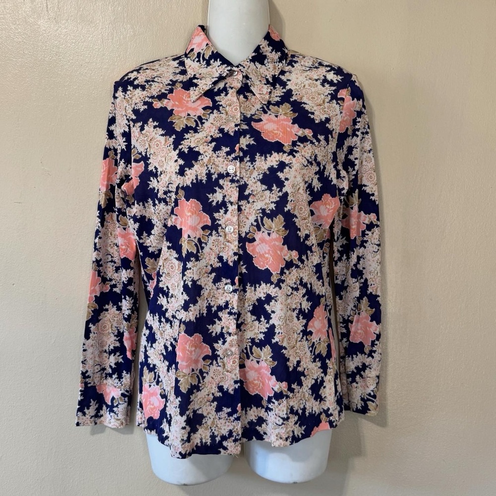 Vintage 70s micro mesh pink and blue floral dagger collar